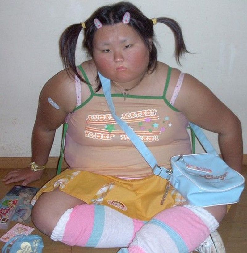 Толстая тайка. Толстая китаянка. Толстая китайская девушка.